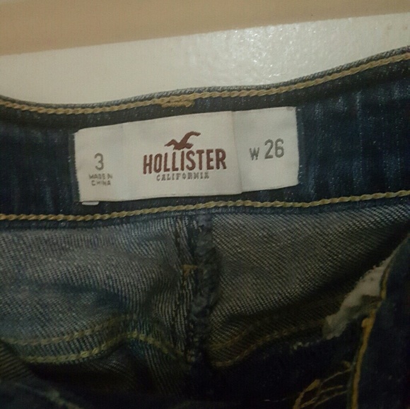 Hollister Denim Mini - Picture 2 of 3